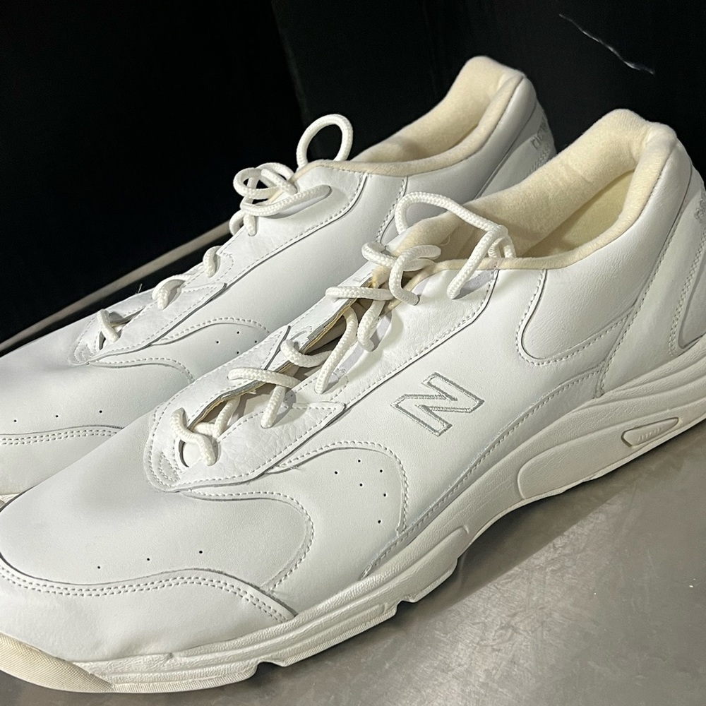 New Balance 573 White Men’s Sneakers